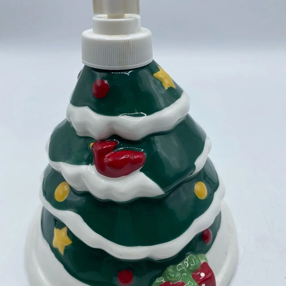Vintage Bacova Ceramic Christmas Tree Soap Pump Dispenser Coco Dowley 1994 6”